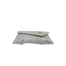 Load image into Gallery viewer, Envelope Shape Heart Fitting Designer Clutch - myStore20202019