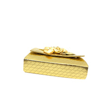 Load image into Gallery viewer, Moti Handle Box Shape Flower Clutch - myStore20202019