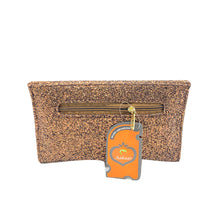 Load image into Gallery viewer, Envelope Shape Heart Fitting Designer Clutch - myStore20202019
