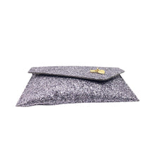 Load image into Gallery viewer, Envelope Shape Heart Fitting Designer Clutch - myStore20202019
