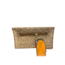 Load image into Gallery viewer, Envelope Shape Heart Fitting Designer Clutch - myStore20202019
