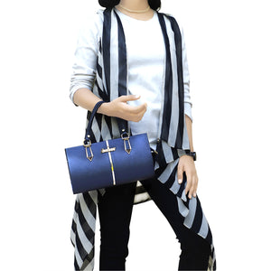 Two In One Golden Stripe Stone Fitting Women Clutch - myStore20202019