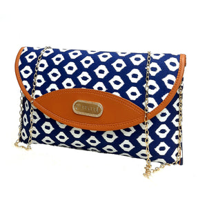 Women's Clutch With 2In1 Round Flap Multi Color Print Design - myStore20202019