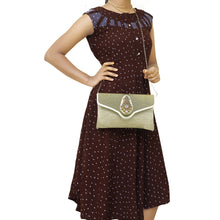 Load image into Gallery viewer, Women&#39;s Clutch With Two In One Flap Stone Jute Design - myStore20202019
